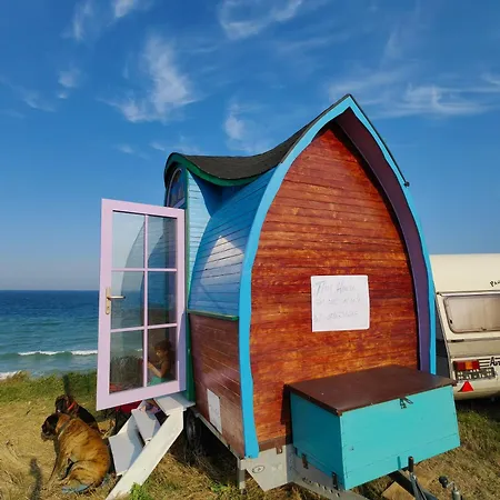 Holiday home Tiny Next To The Beach In *